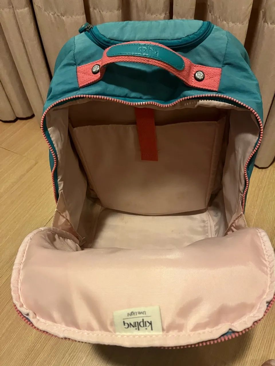 Mochila kipling  Echos 29 litros com rodinhas 360° - Foto 5