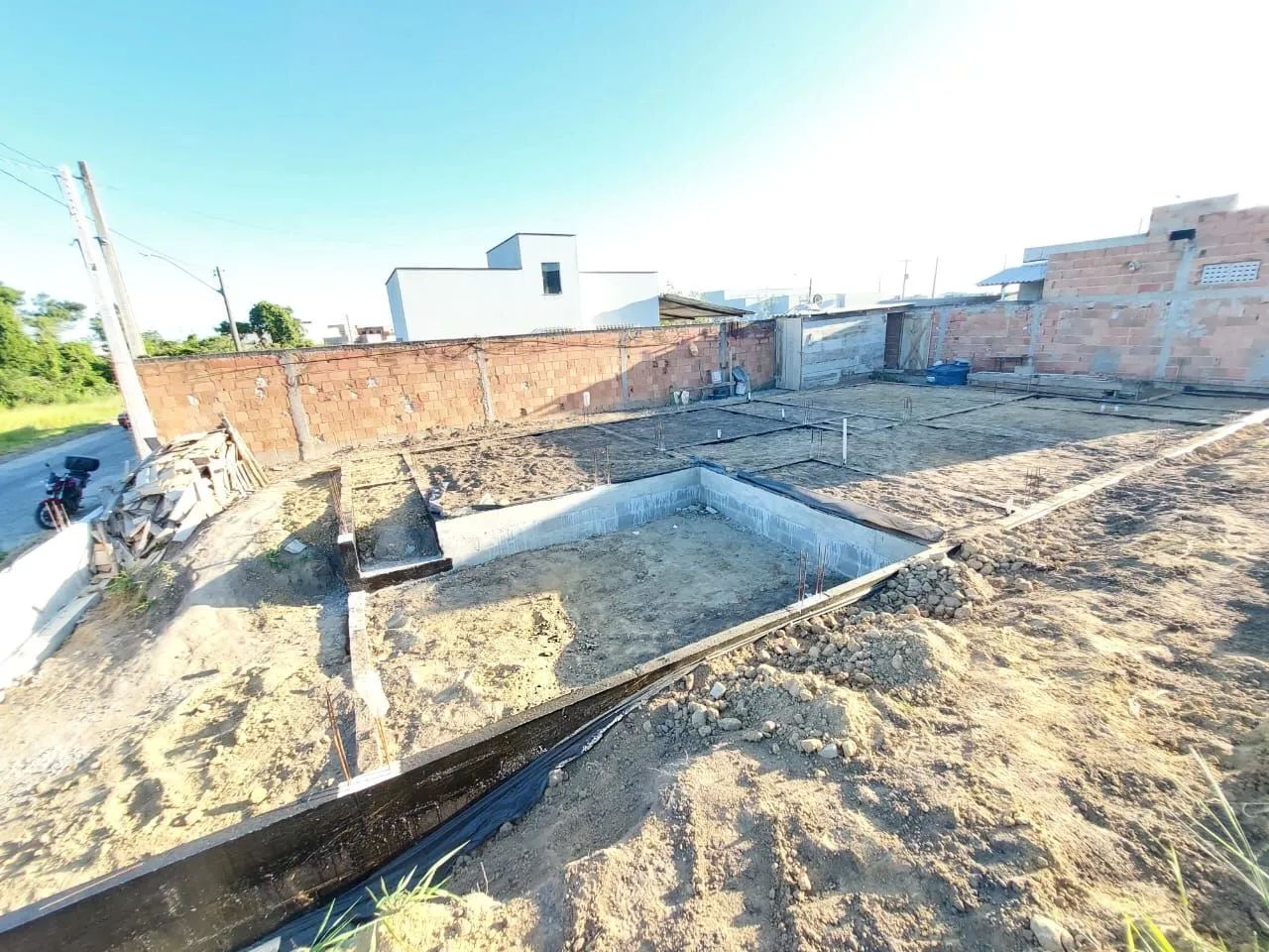 Vendo lote com alicerce construído em São Mateus - ES - Foto 4