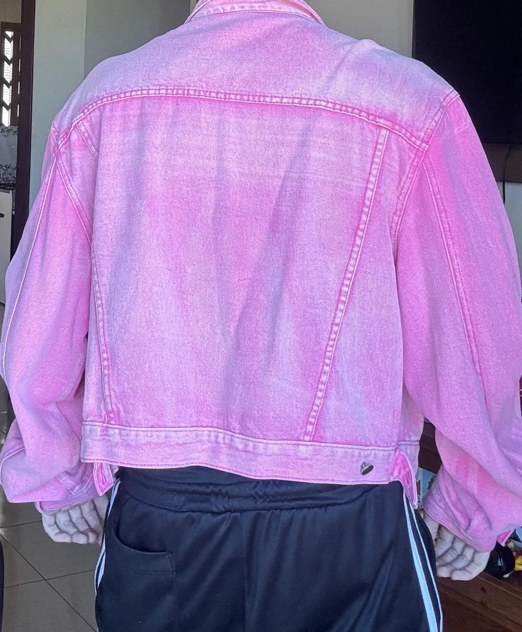Jaqueta jeans rosa - tamanho M - Foto 2