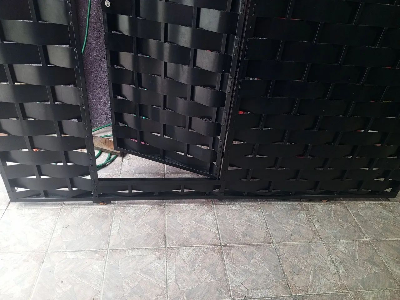 Vendo portão  - Foto 2