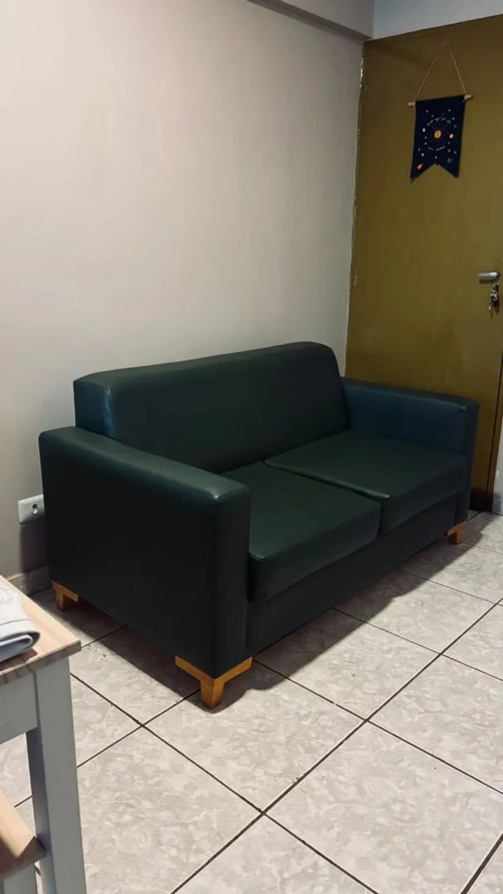 Vendo sofá verde militar em ótimo estado! - Foto 5