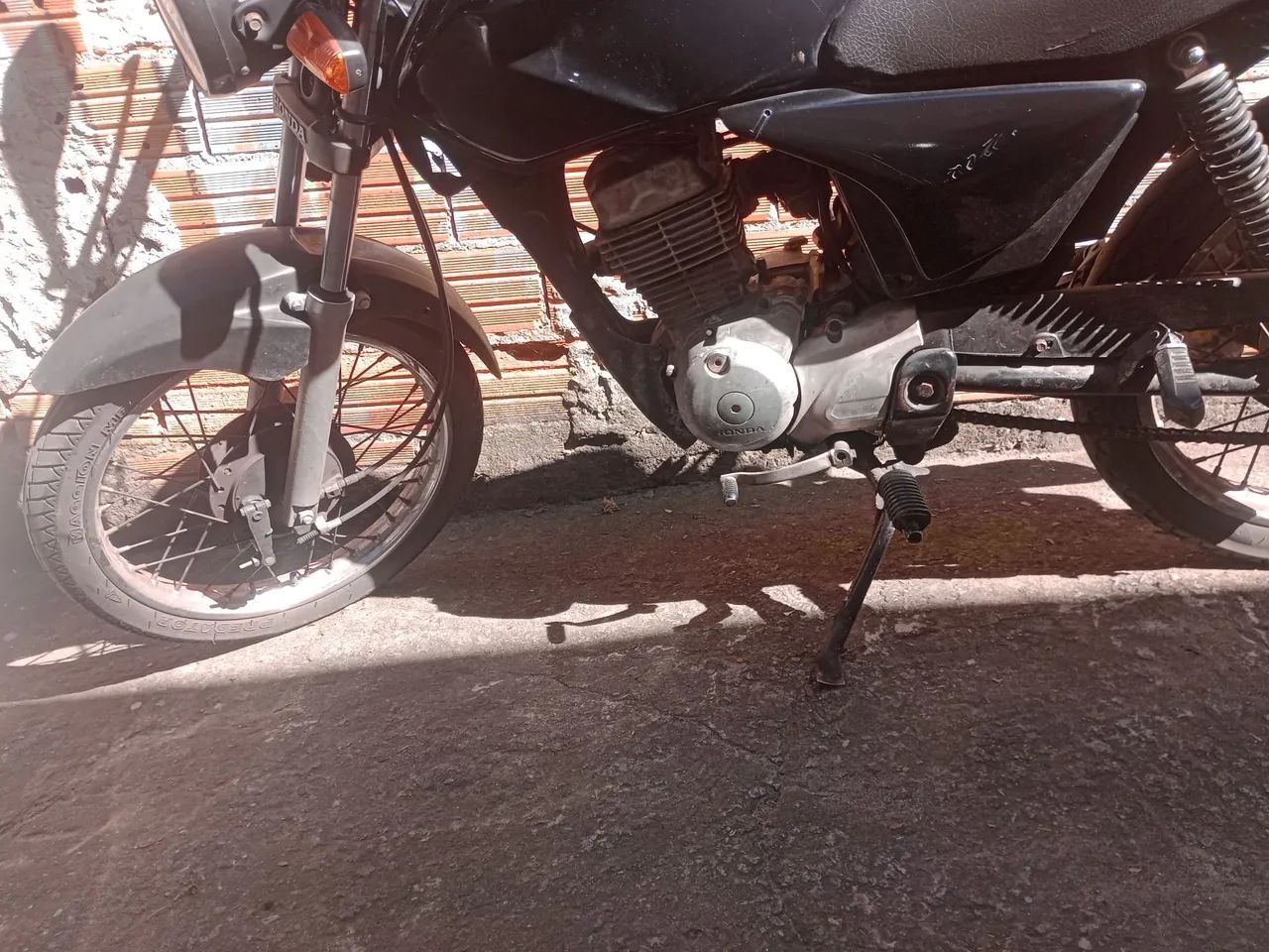 CG 150 - Foto 2