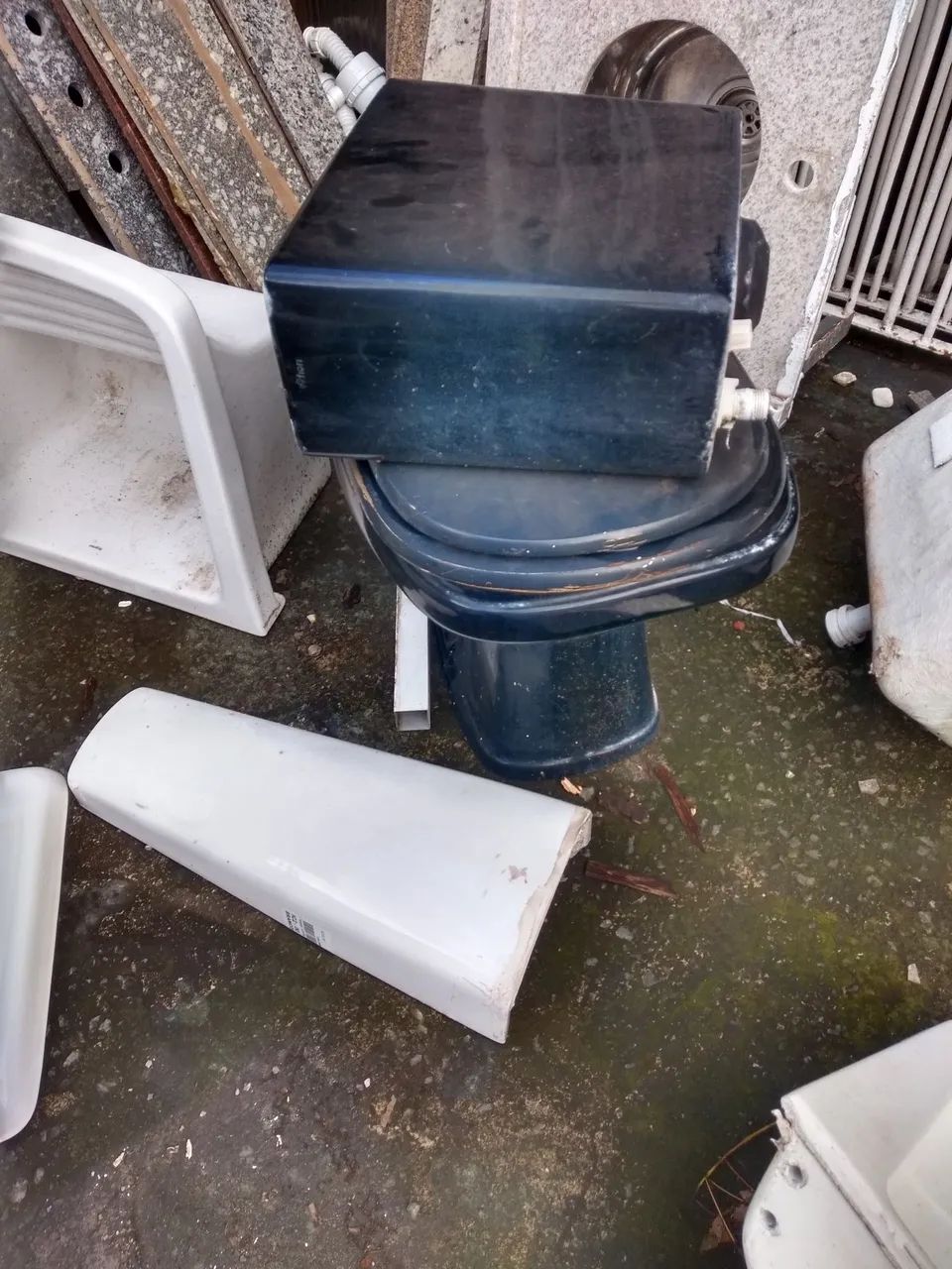 Vaso caixa acoplada preta