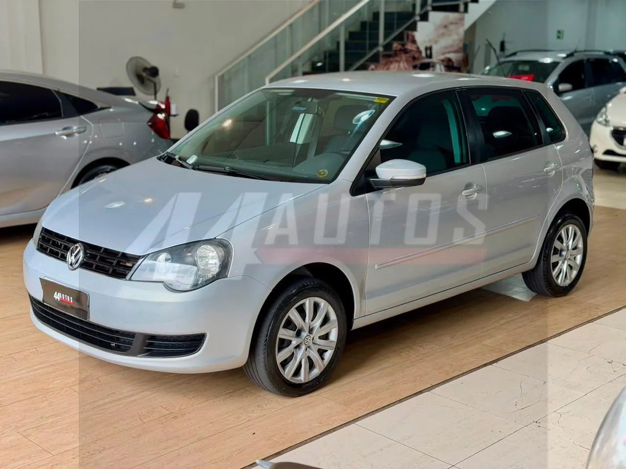 Volkswagen Polo Polo 1.6 Mi/S.Ouro 1.6 Mi Tot.Flex 8V 5p 2014