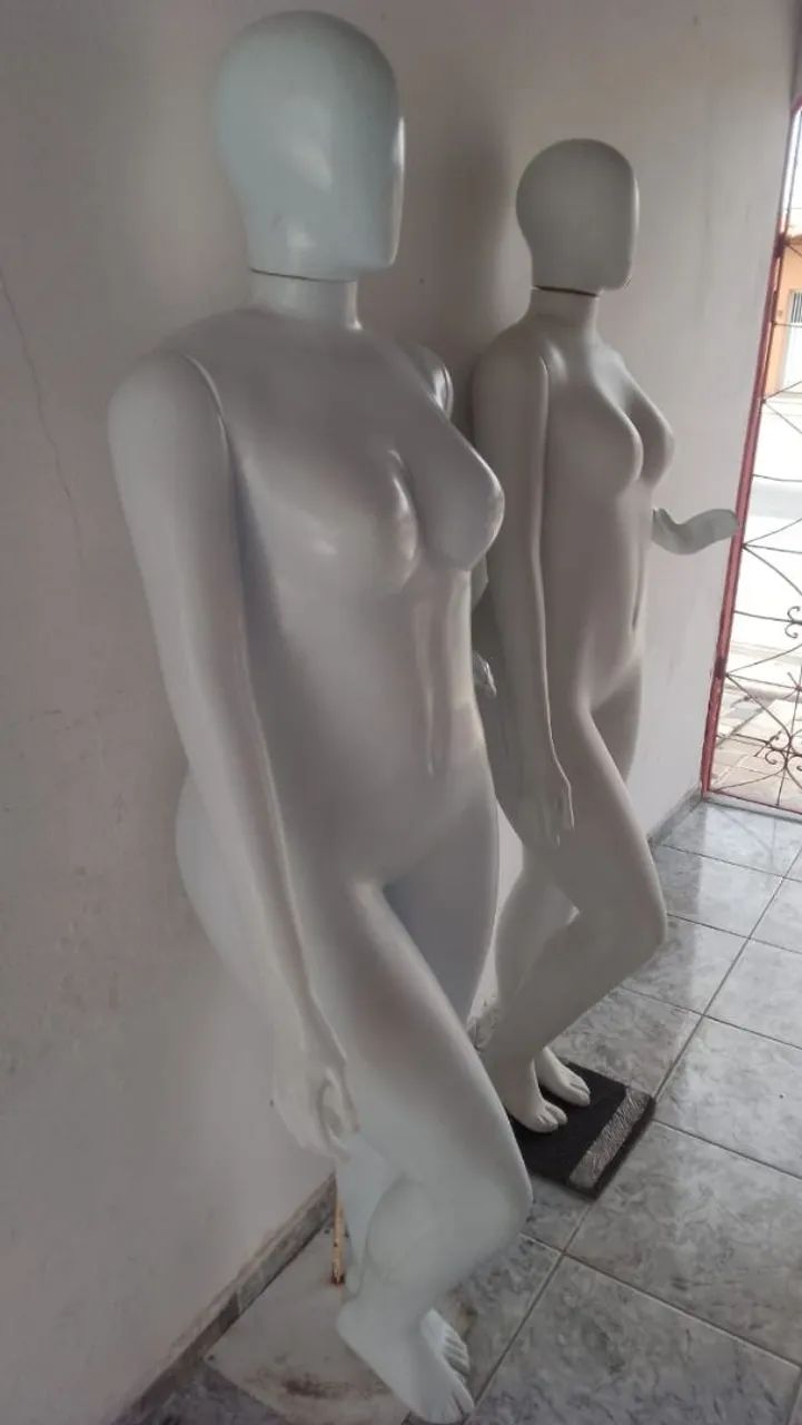 Vendo 2 manequins plus size! - Foto 2