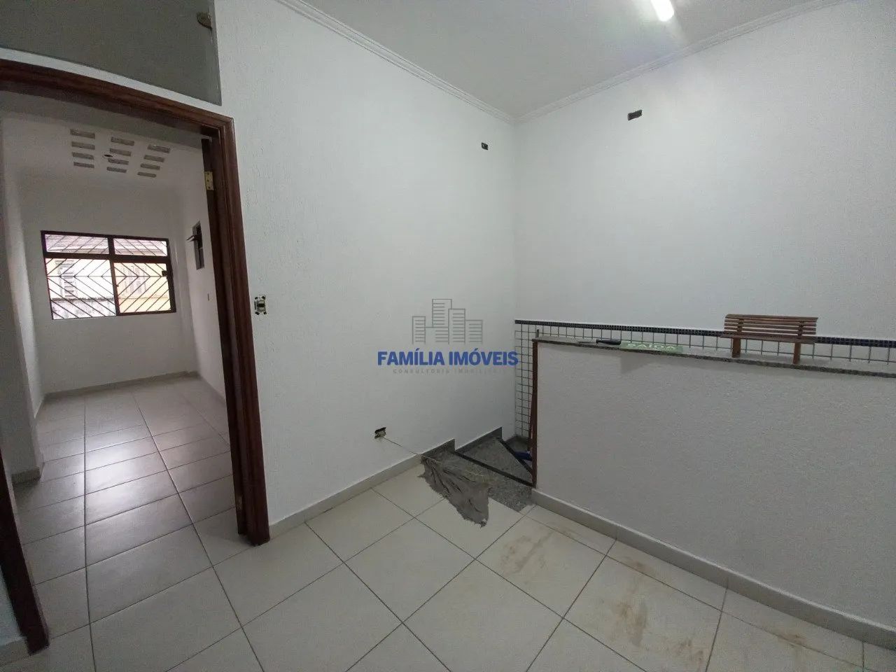 Sala comercial para alugar, no bairro Vila Belmiro Santos SP - Foto 4