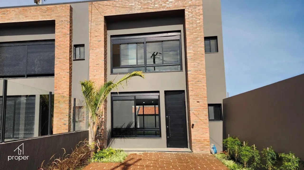 Sobrado com 3 dormitórios á venda 195 m² - Centro - Pelotas/RS