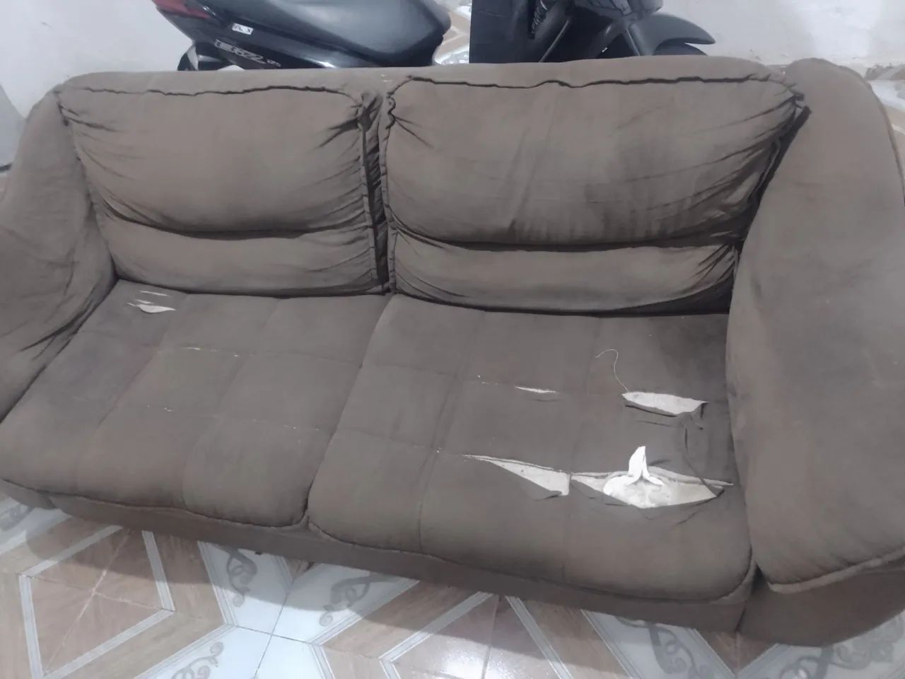 Sofá 3 lugares para reforma R$200