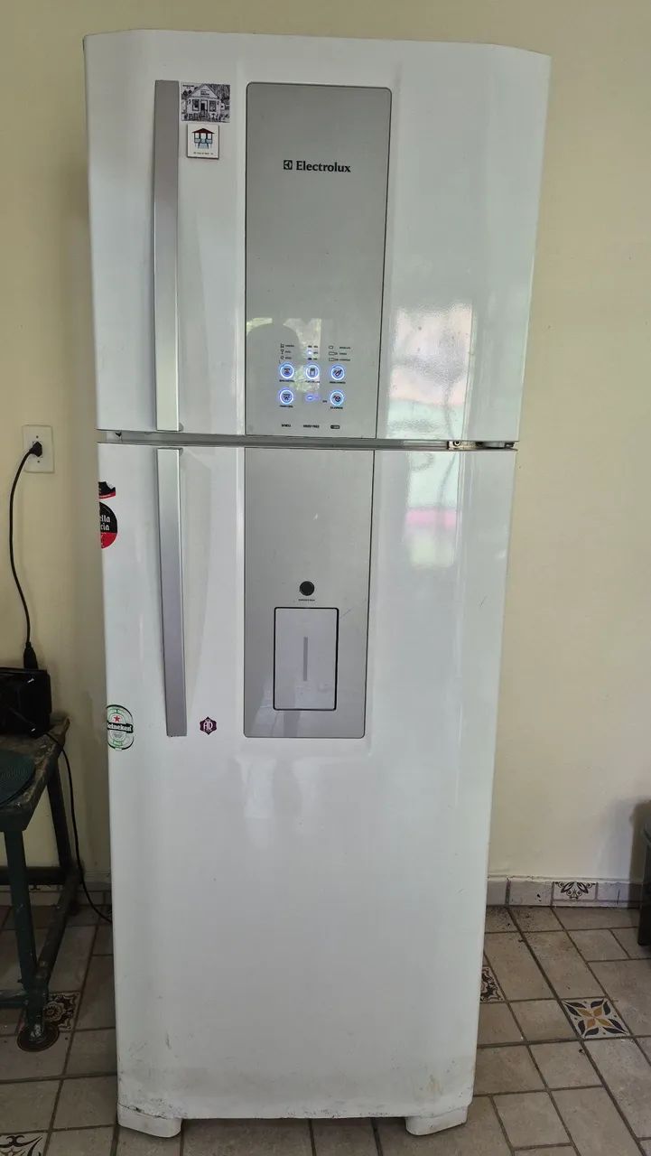 Vendo! Geladeira Electrolux, Usada, funcionando perfeitamente. - Foto 4