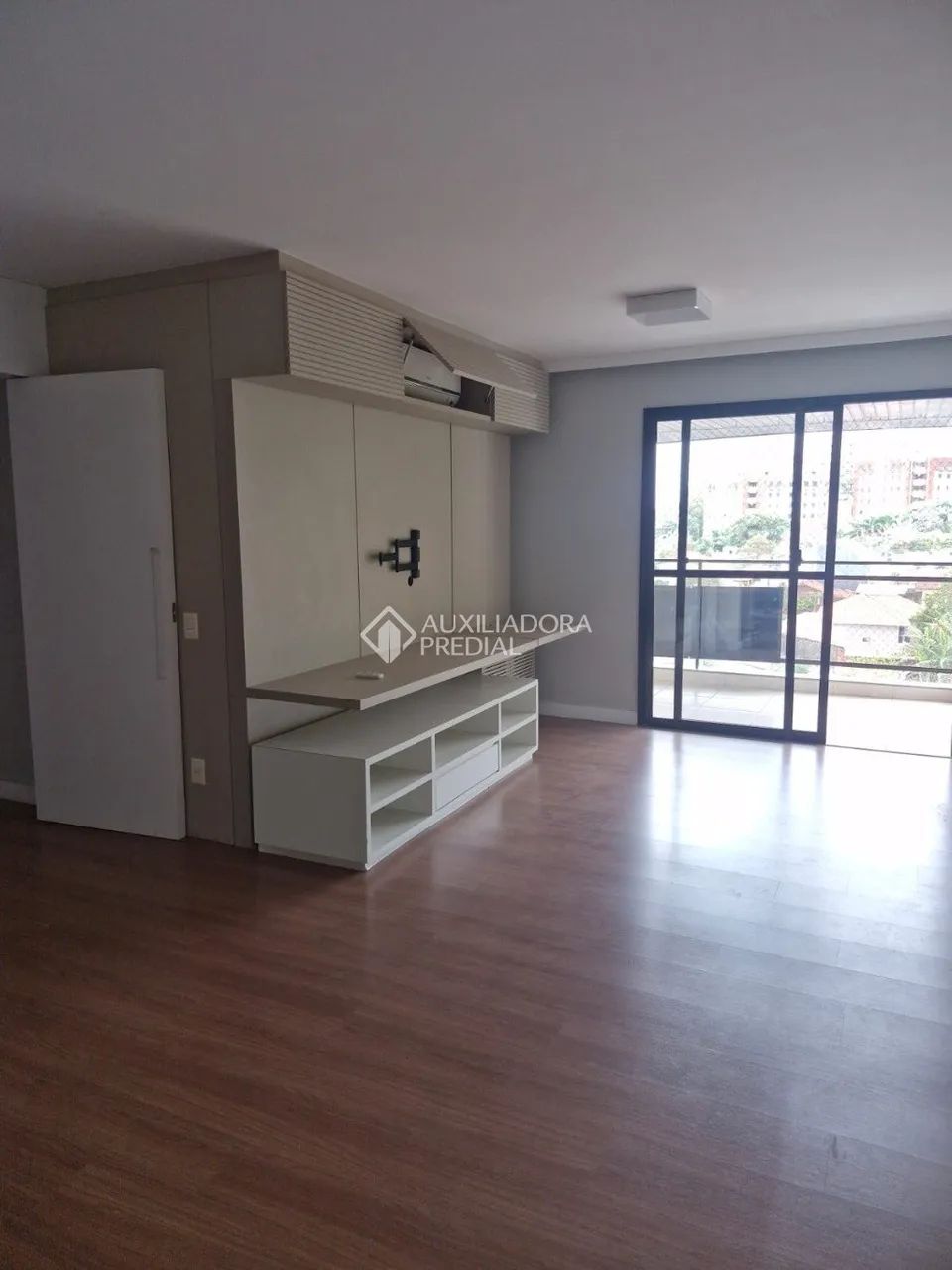 Apartamento com 3 dormitórios para alugar - Bairro João Paulo, Florianópolis/SC - Foto 3