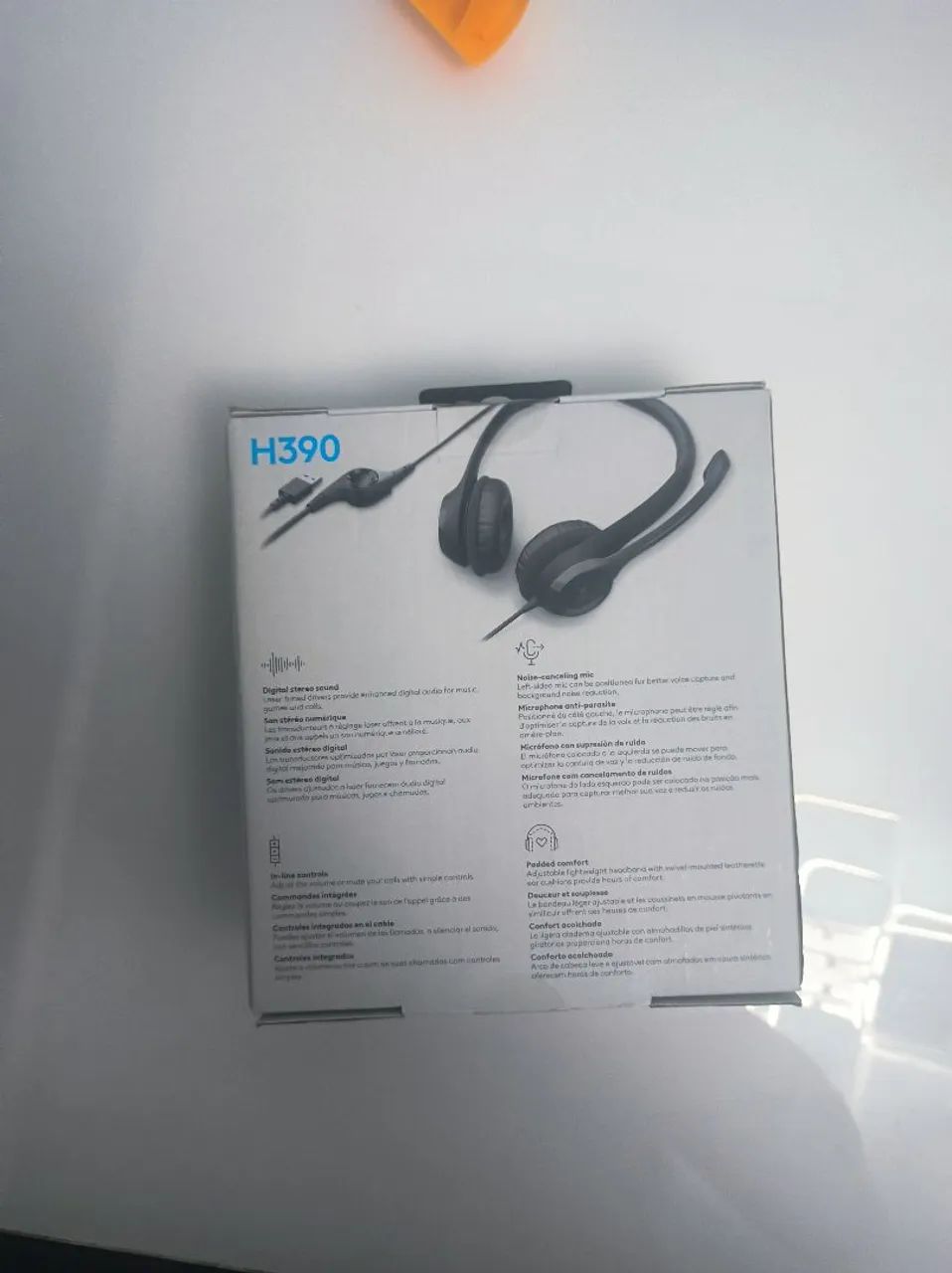 Fone Logitech h-390
