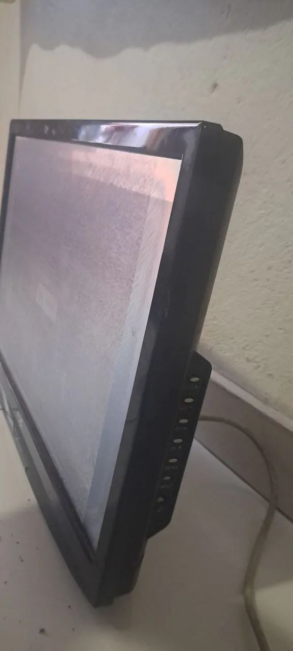 Monitor TV AOC 19" LCD com HDMI - Funcionando Perfeitamente - Foto 3