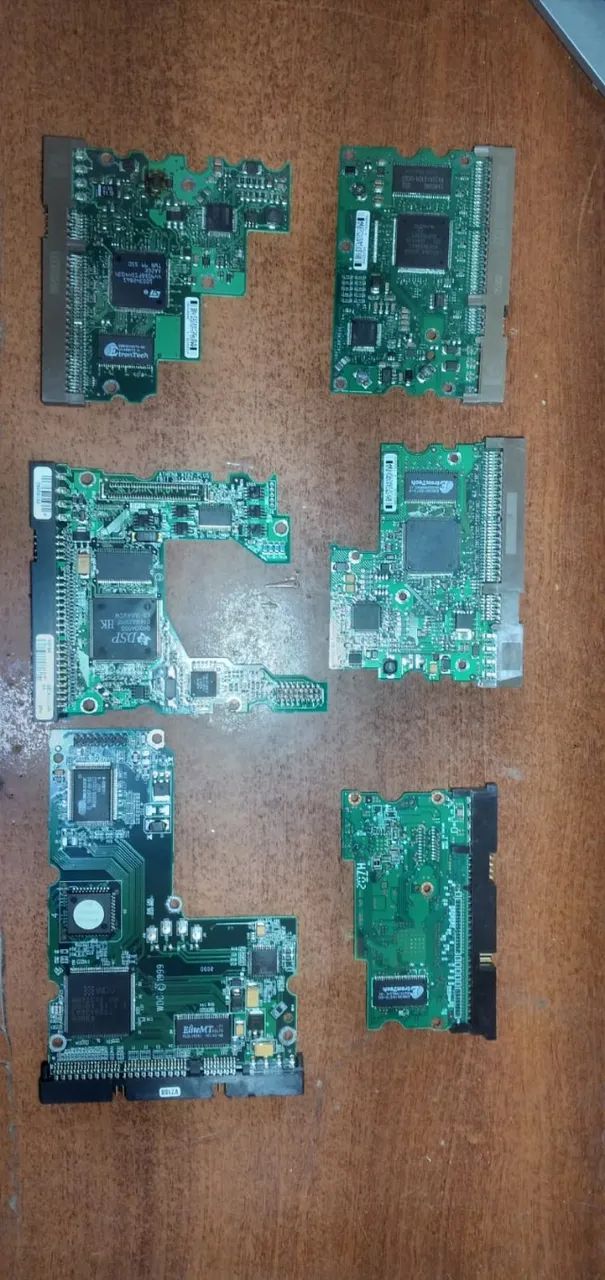 15 placas de HDs
