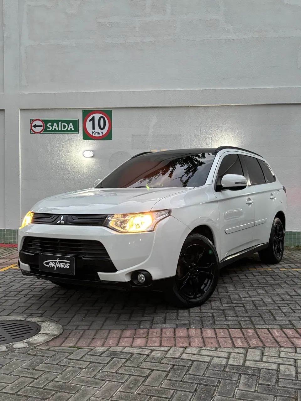 Mitsubishi Outlander 2.0 16V 160CV AUT. 2015