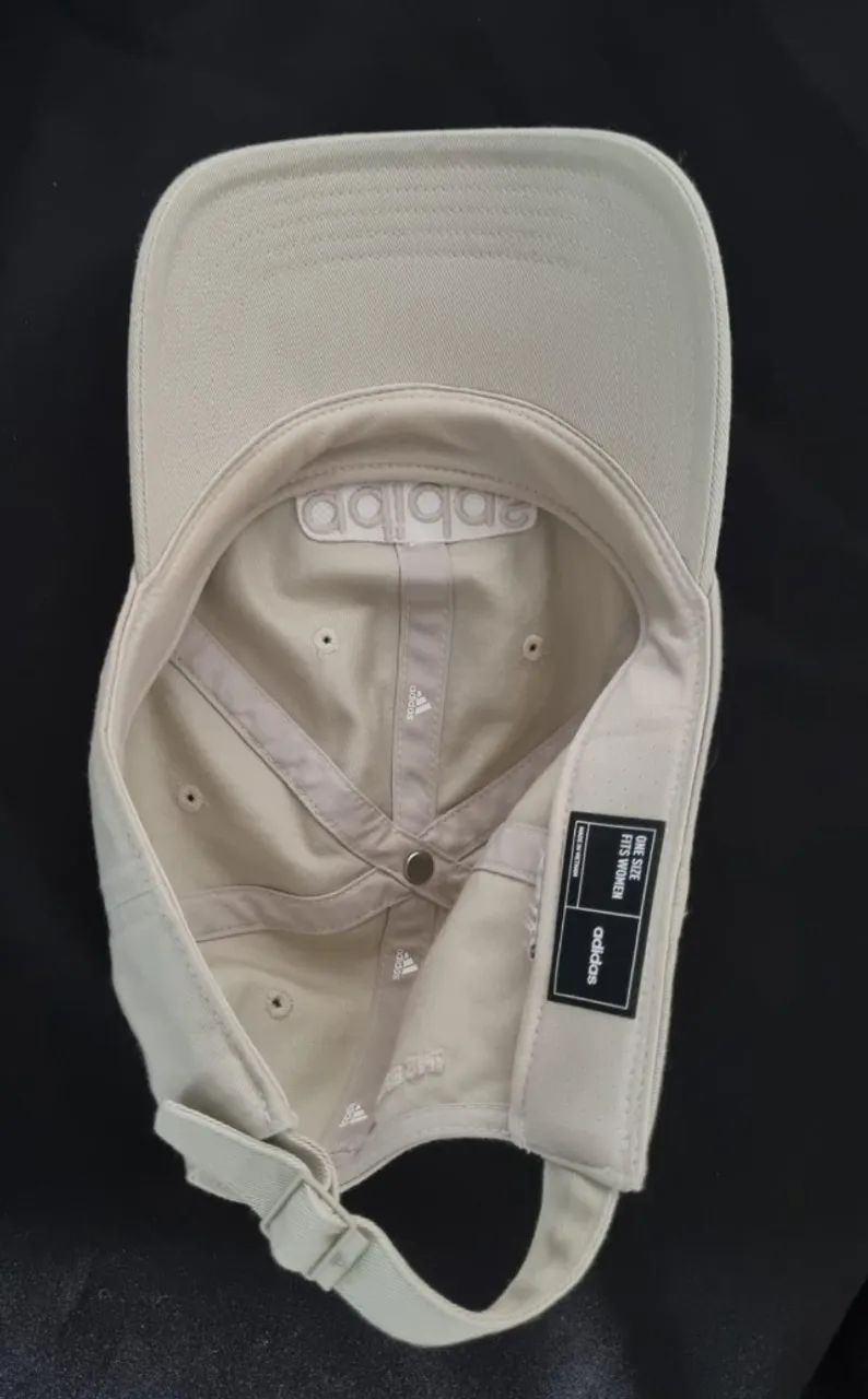 bone sportswear adidas unissex original semi novo - Foto 2