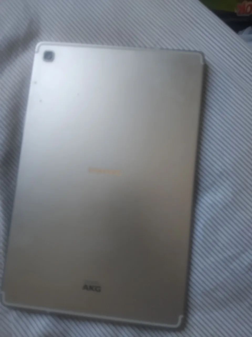 Tablet  para retirar peças 