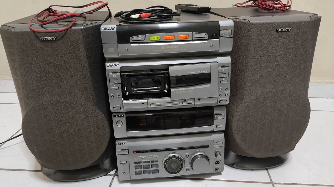 System Sony antigo, 4 módulos. " Caixa de ,Som " - Foto 3