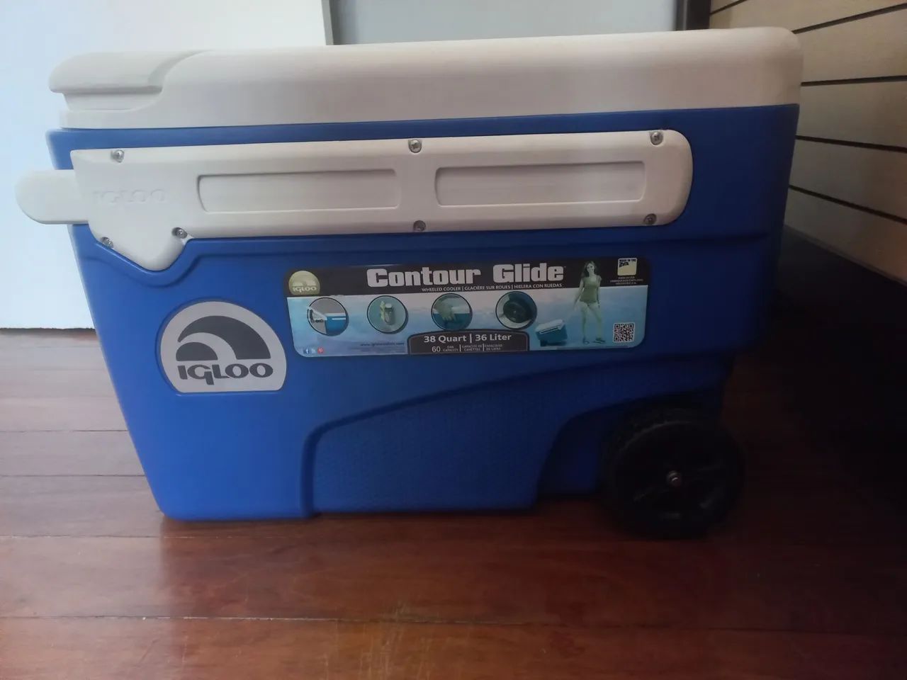 Cooler com Rodas Igloo Contour Glide 38QT - 36L com  brinde - Foto 4