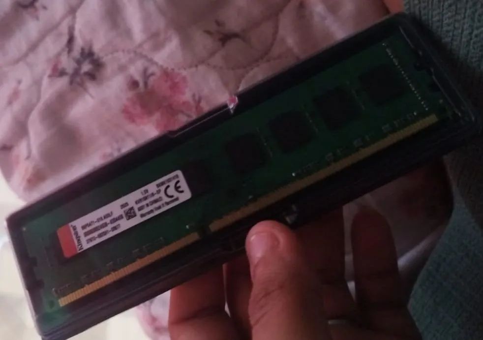 Memória ram de 4G DDr3 
