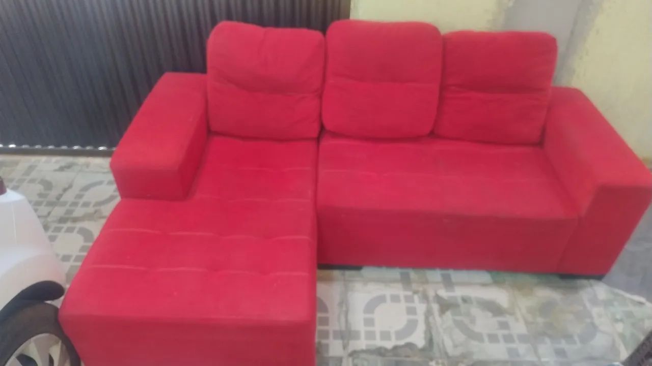 Vendo sofá vermelho  - Foto 4