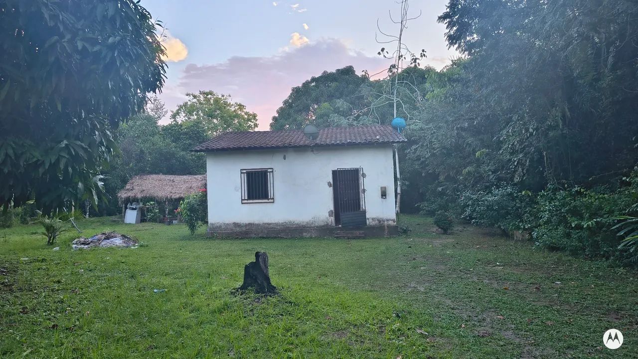 Vende-se casa com terreno extra  - Foto 4