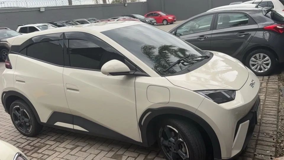 BYD Dolphin Mini (Elétrico) 2025