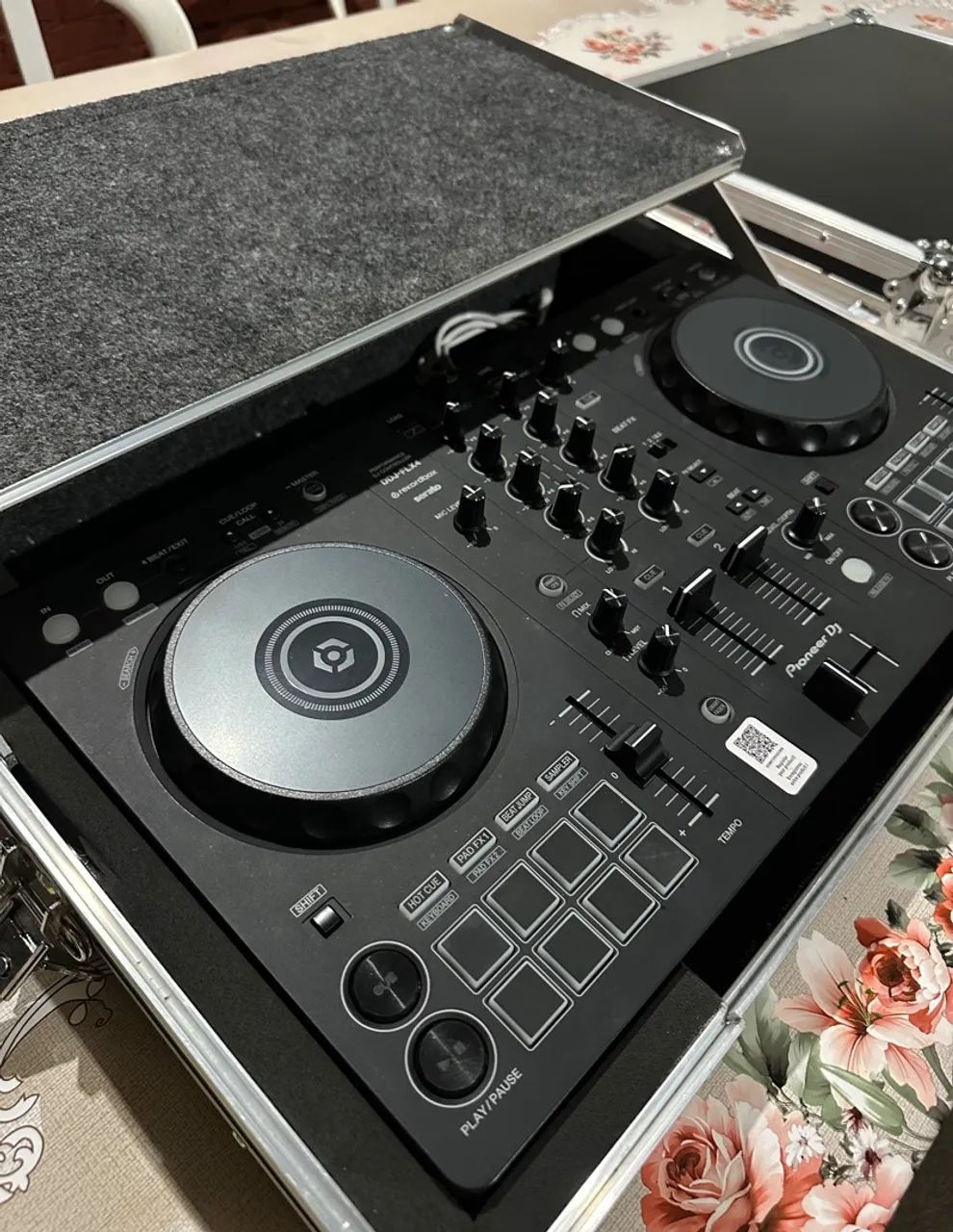 Ddj flx 4
