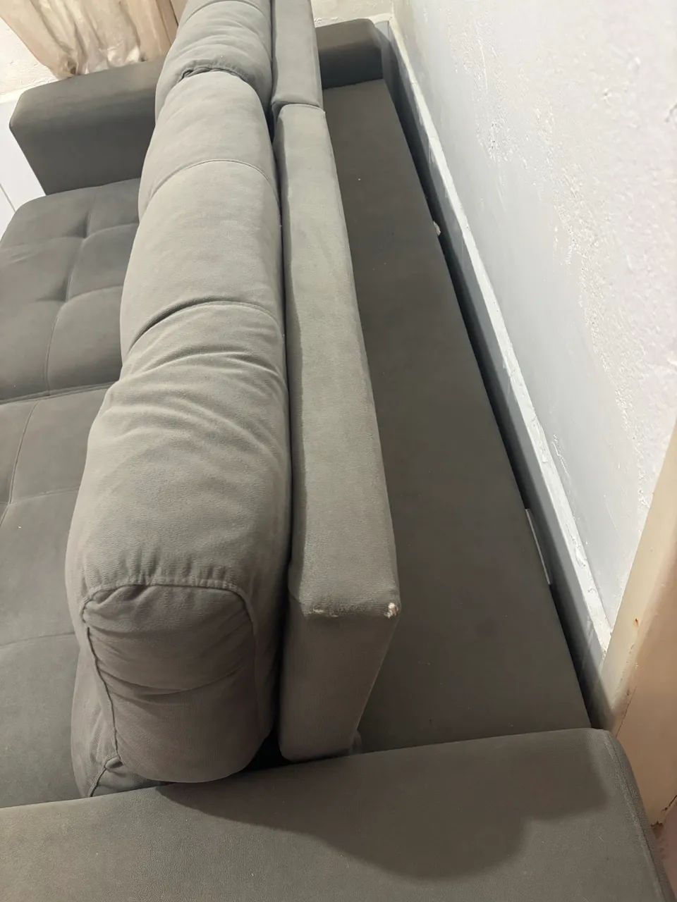 Vendo esse Sofá Retrátil cinza  - Foto 5
