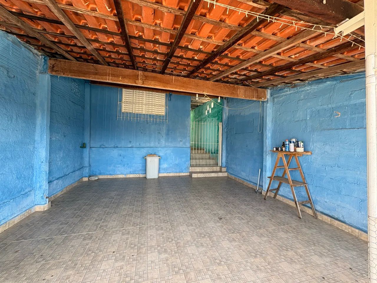Casa-meio lote  - Foto 4