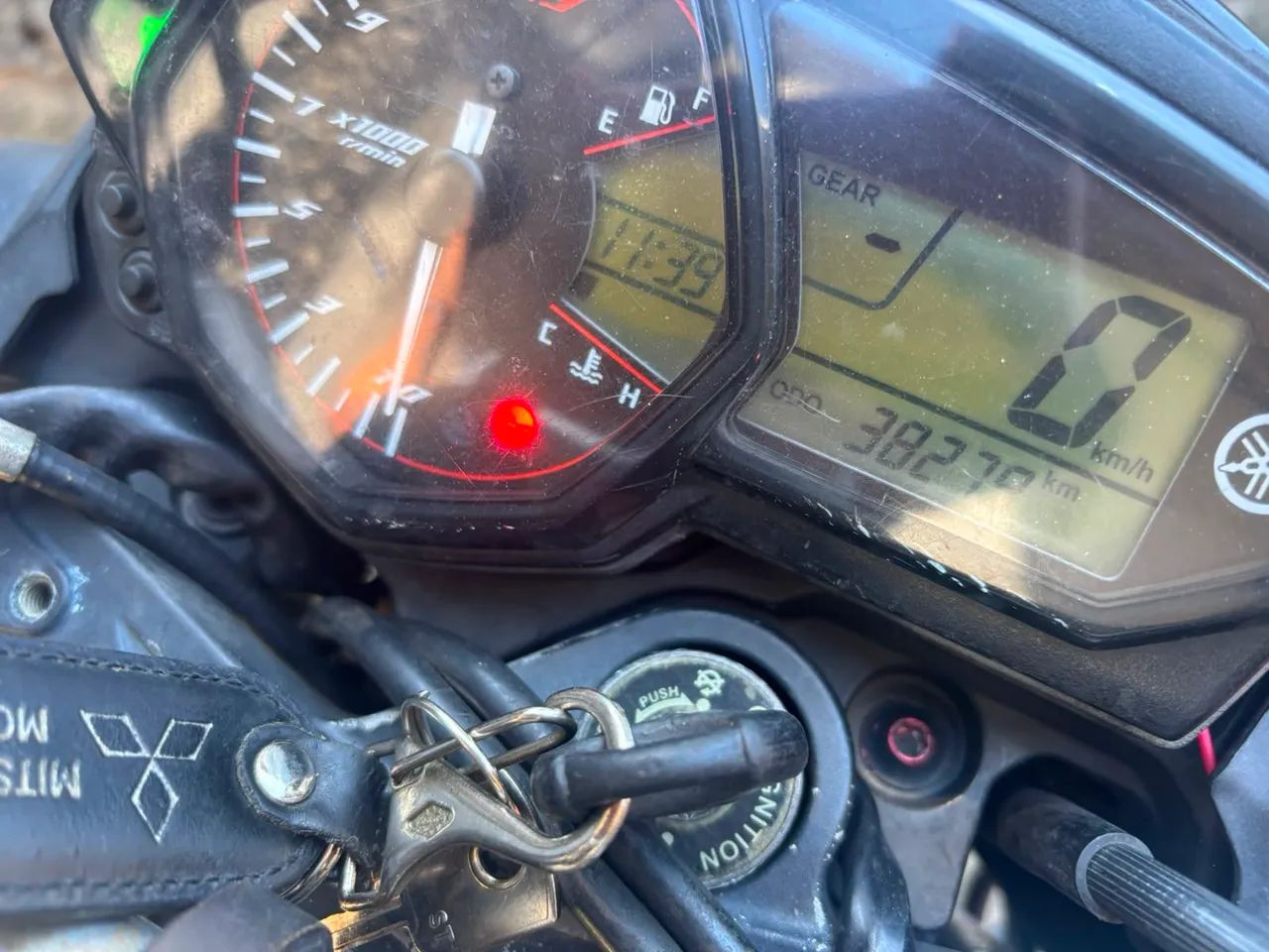 Yamaha MT-03  - Foto 2