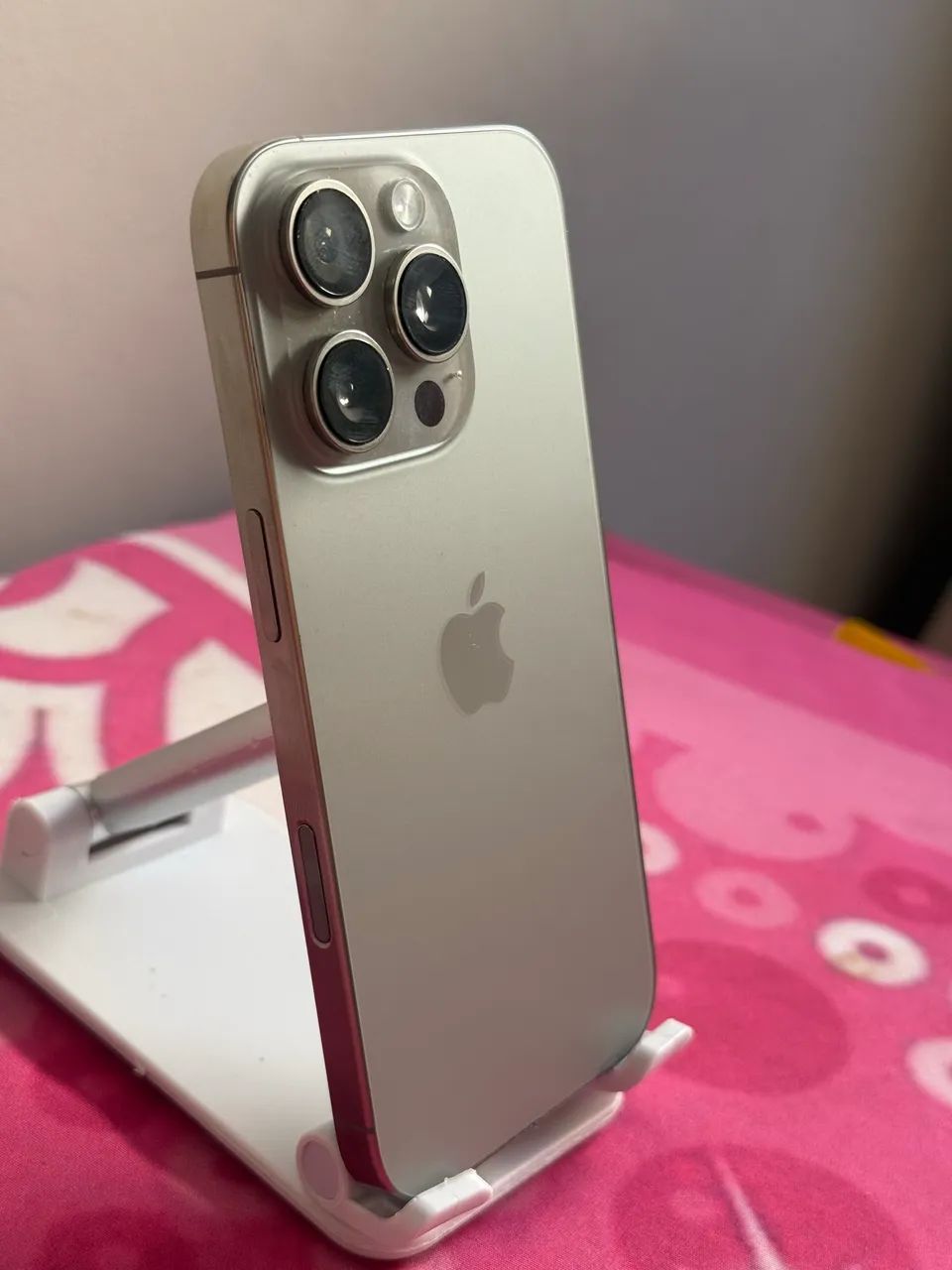 iPhone 16 pro 128gb - muito novo 