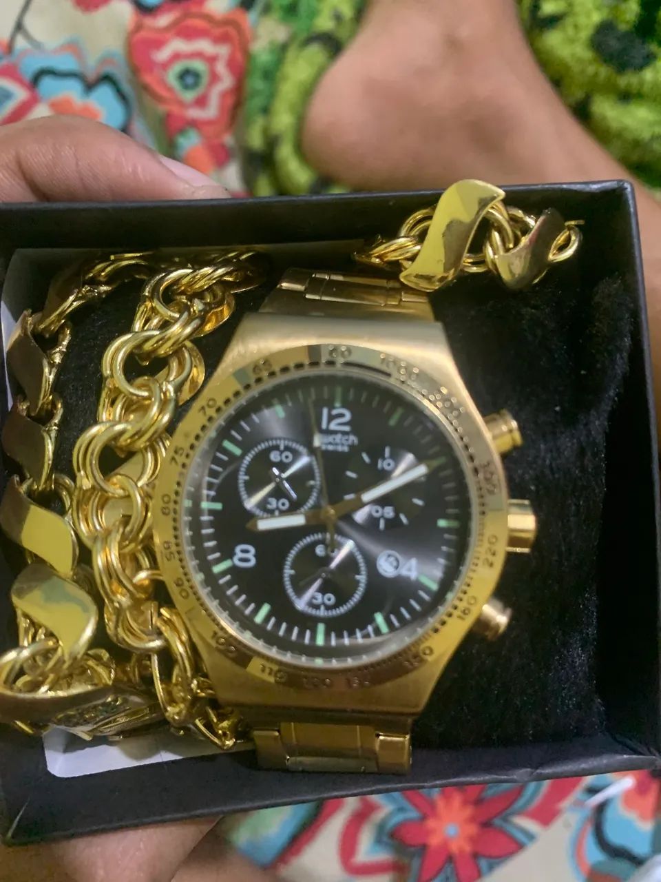 Vende-se kit relógio e corrente (swatch) - Foto 2