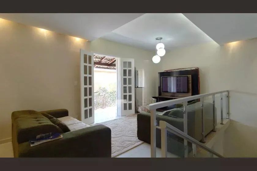 Casa à Venda - Havaí, 3 Quartos, 290 m2 - Foto 2