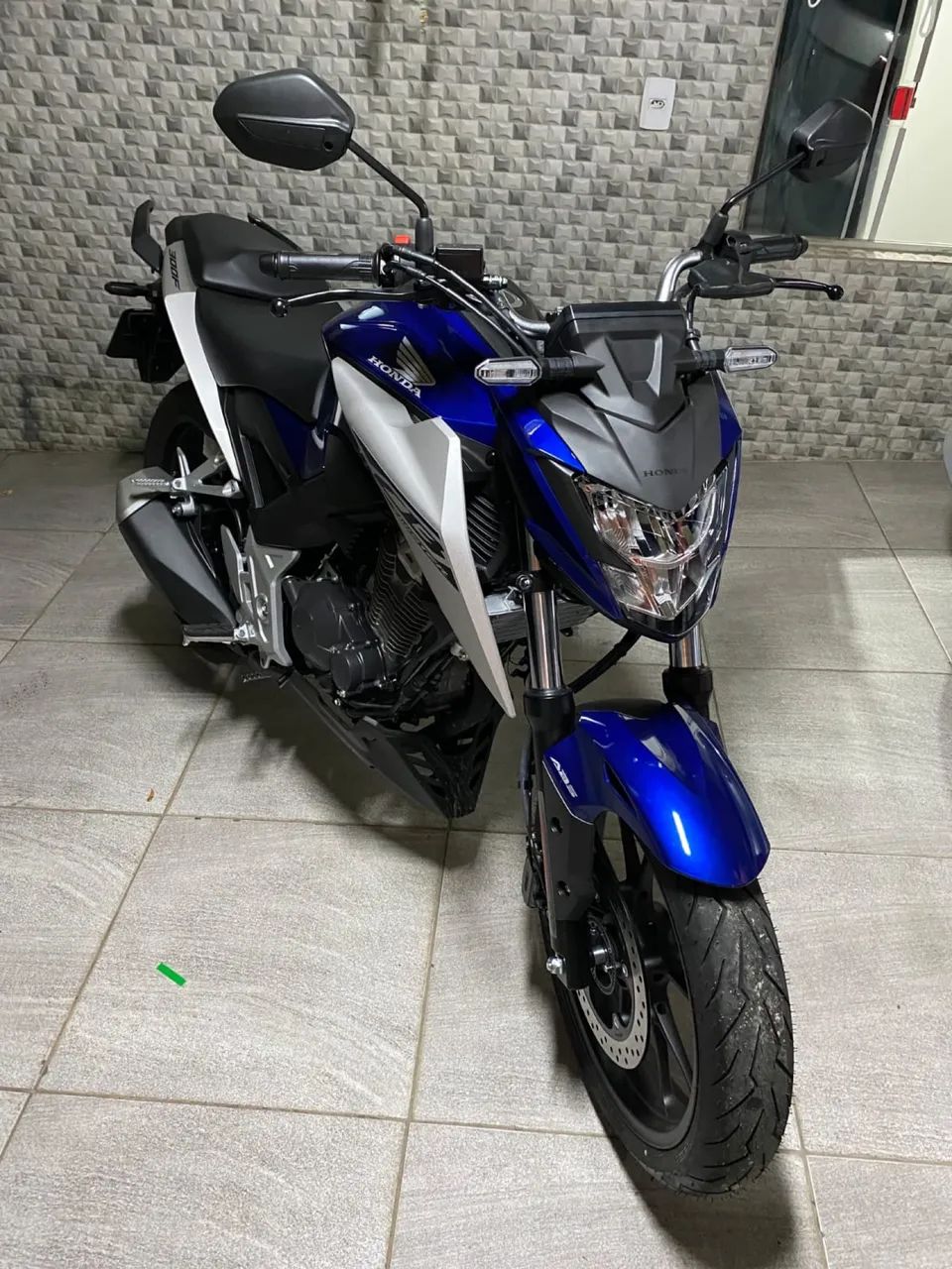 CB300F Twister ABS