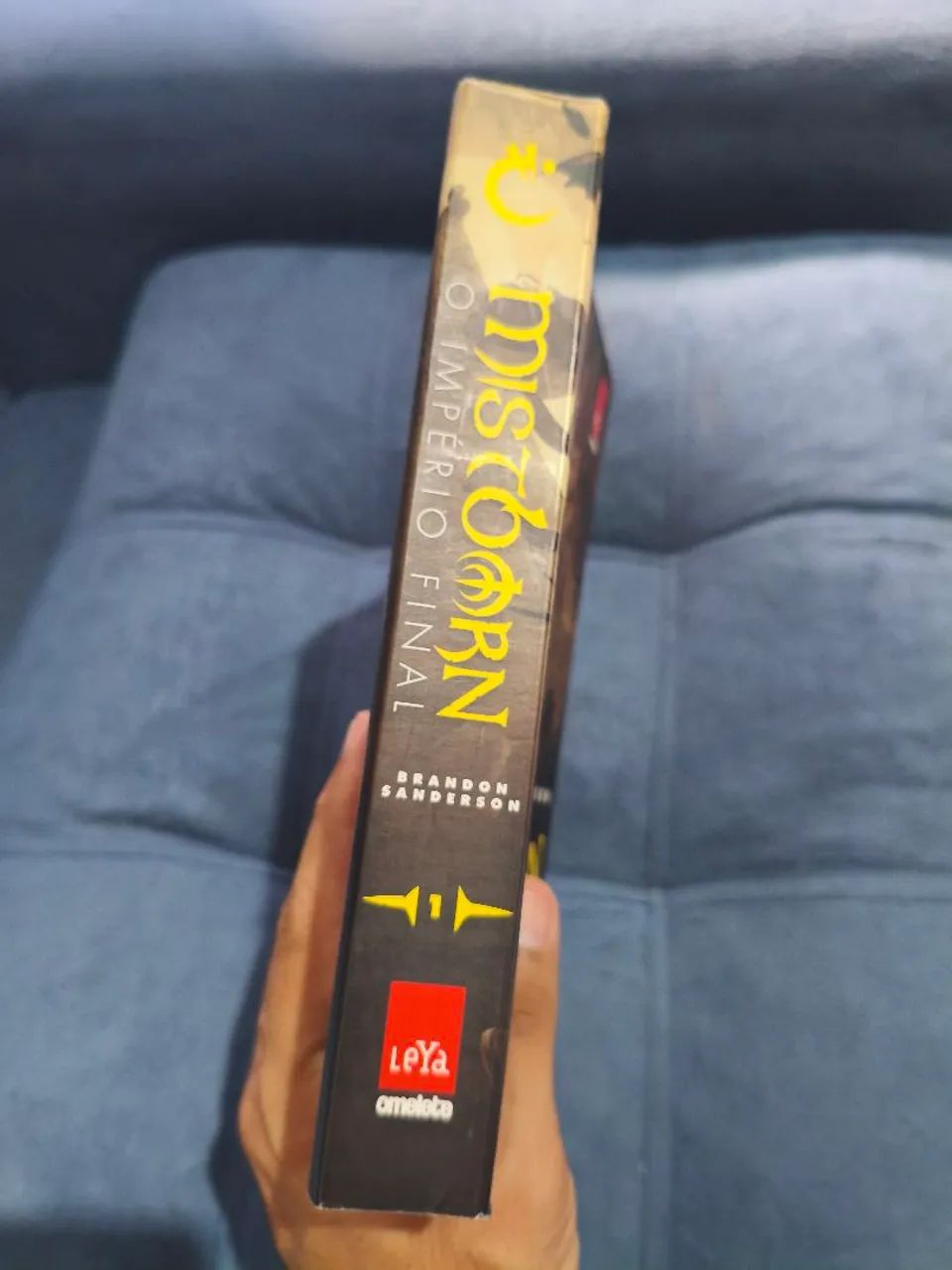 MISTBORN: O IMPÉRIO FINAL - VOL. 1 - Foto 3