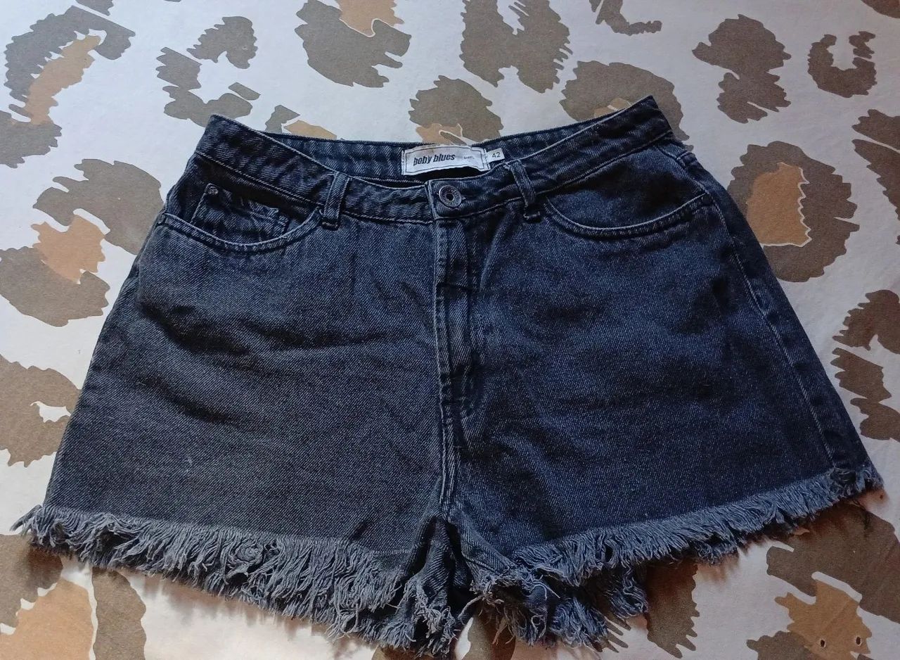 Short Preto  - Foto 2