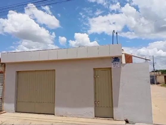 VENDE-SE OU TROCA POR CARRO