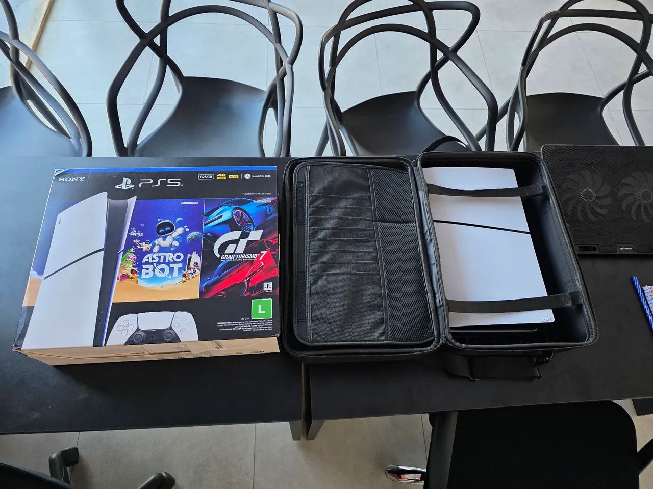 PS5 Slim impecável (com case de transporte) - Foto 4
