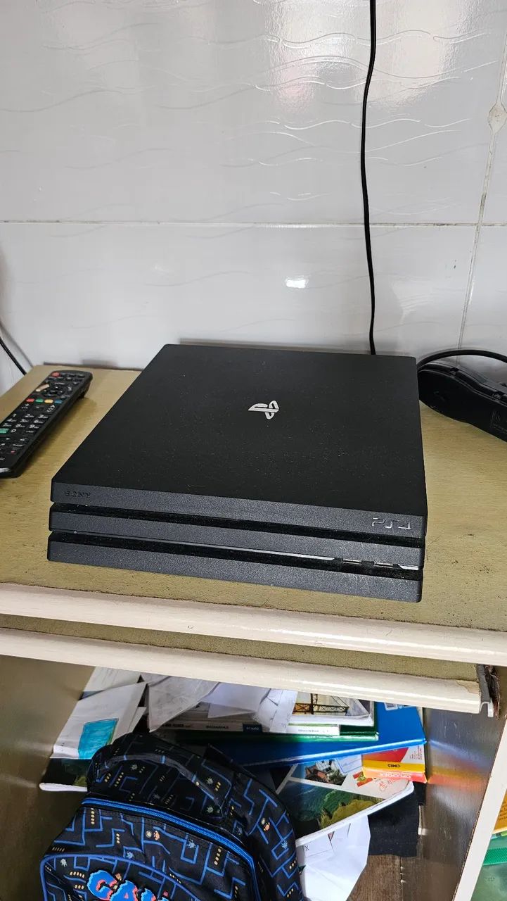  PS4 Pro + 2 Controles + Minecraft + Caixa Original