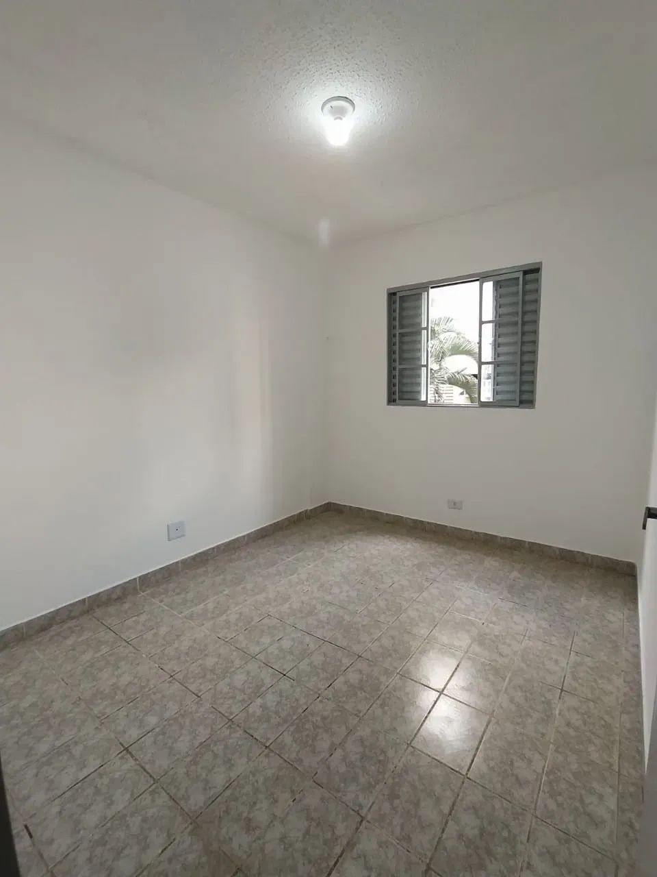Apartamento 2 quartos com sacada em condomínio fechado no Guanandi - Foto 4