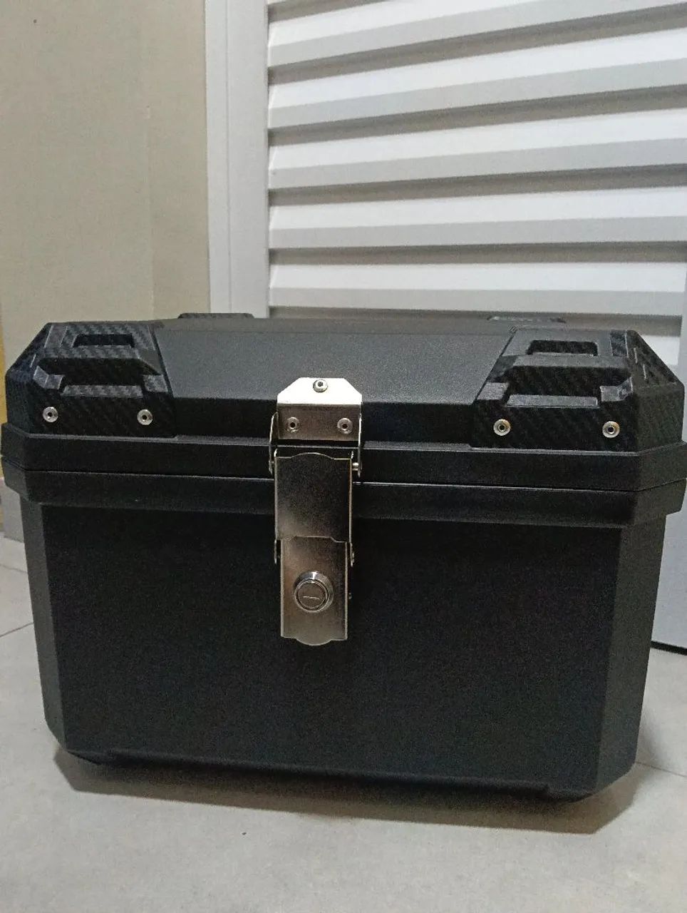 Baú FORRADO BEM TRABALHADO  - Foto 4