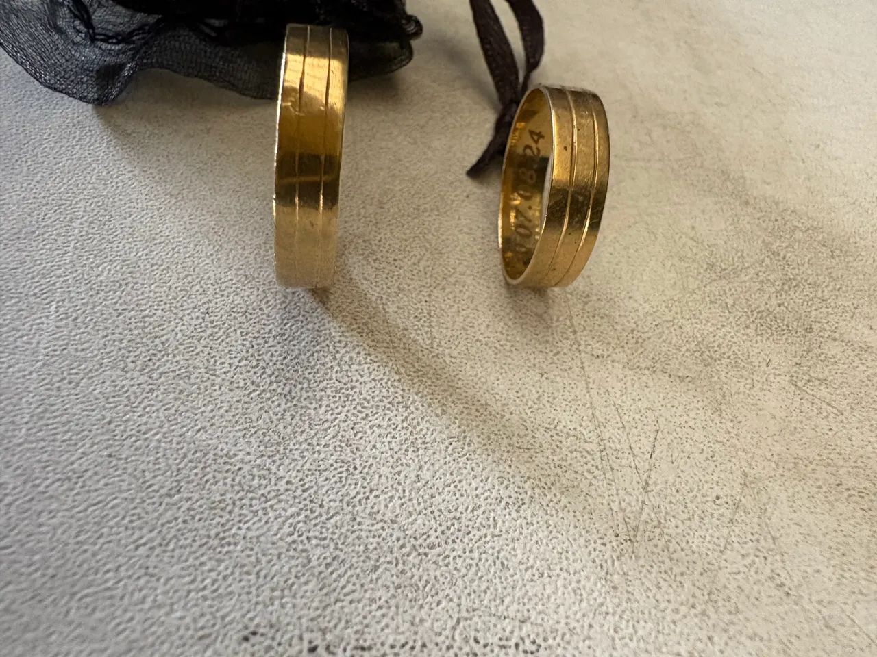 Par de Alianças de ouro 18