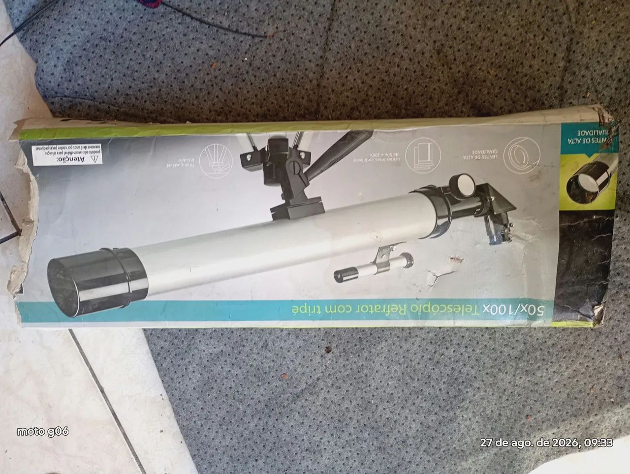 estou vendendo um telescópio refrator com tripé