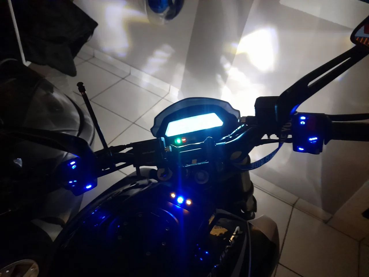 Dominar 250  - Foto 3