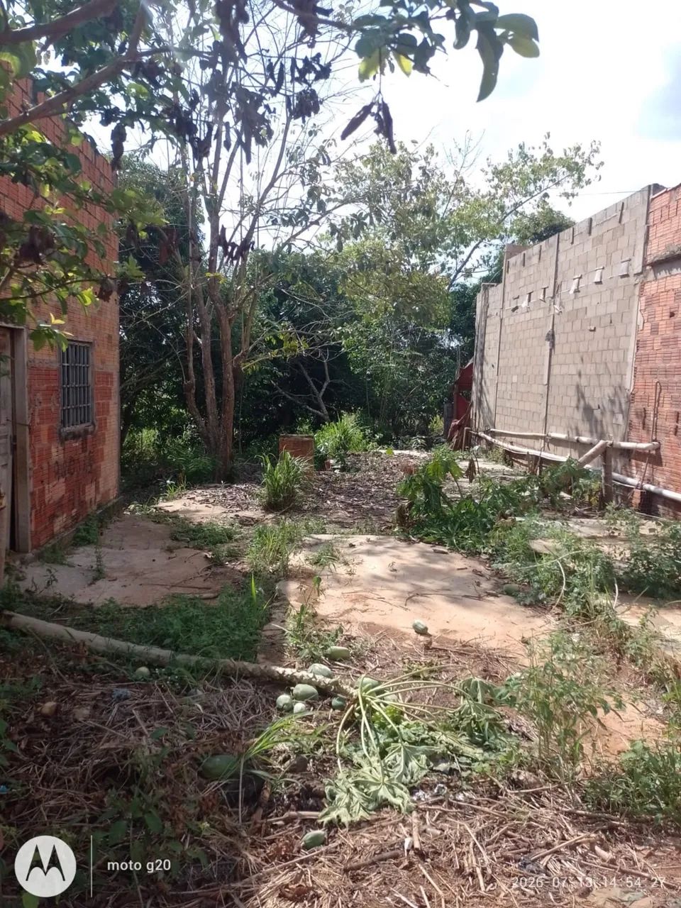 Vendo terreno com uma casa construída  - Foto 4