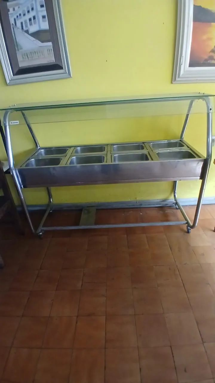 Buffet muito novo