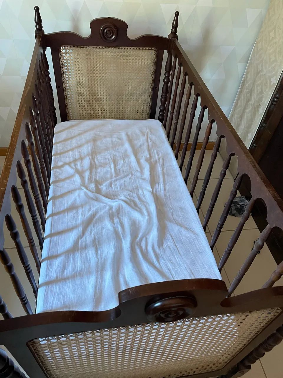 Berço vintage com palha - Foto 3