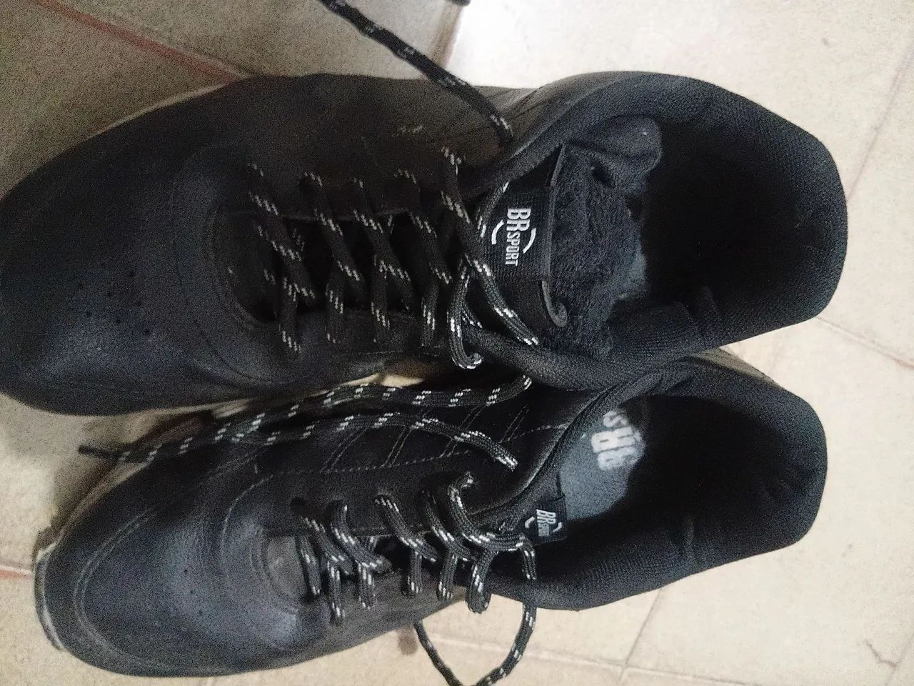 Tênis masculino 