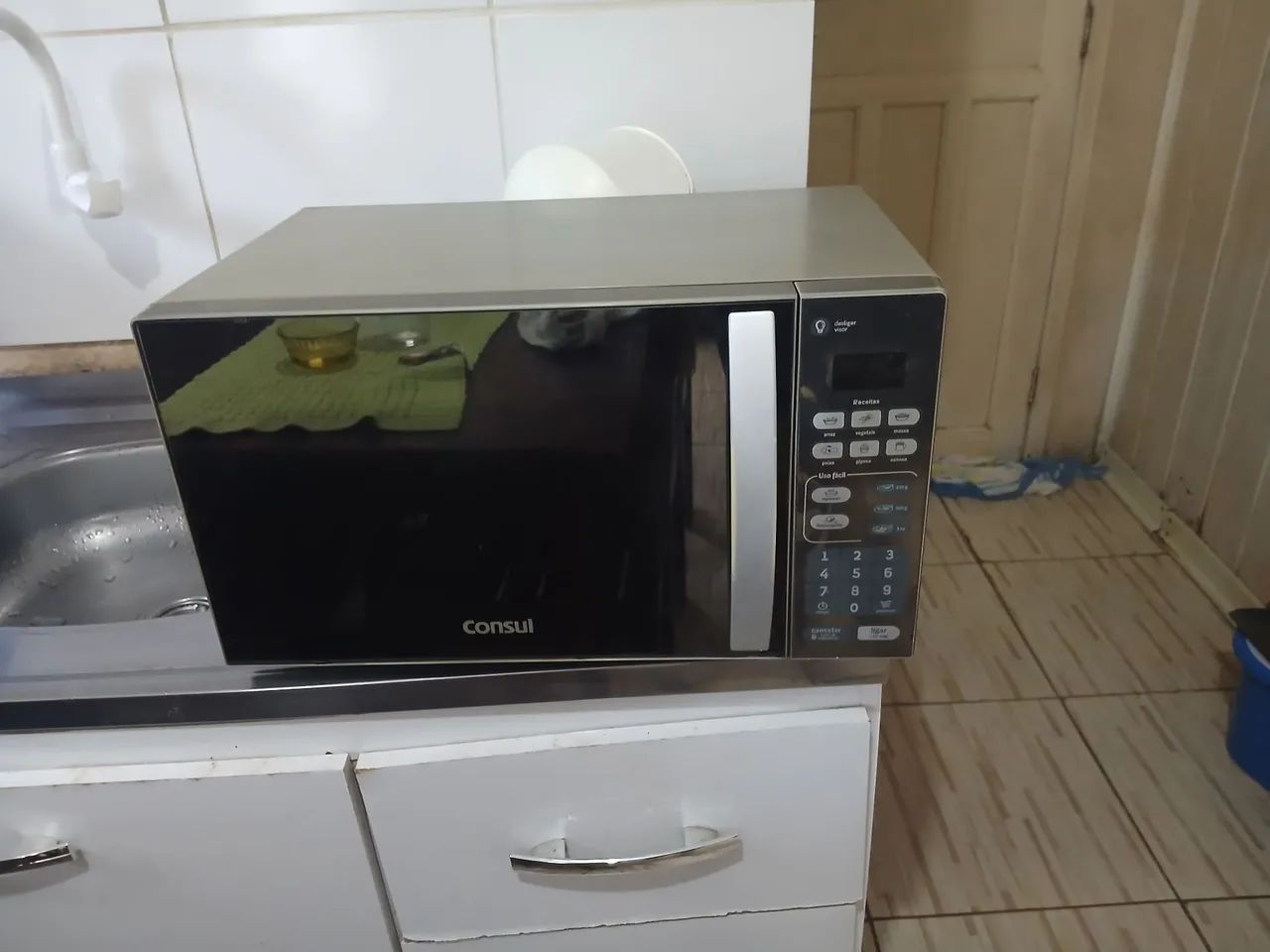 Micro-ondas funcionando 20L 100reais 