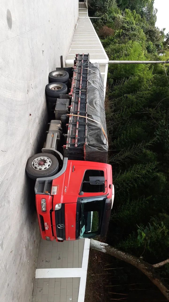 Caminhao MB atego 2425 - Foto 2